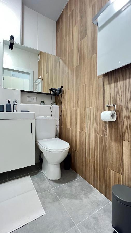 Апартаменты Cube House Киев Экстерьер фото